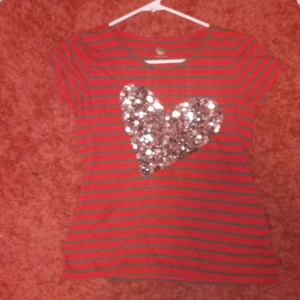 Girls heart shirt